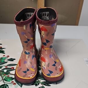 Colorful Kids' Rain Boots with Mushroom Print